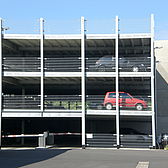 Parkhaus Stahlkonstruktion eines System Parkhauses in Aschaffenburg erstellt von Schreiber Stahlbau