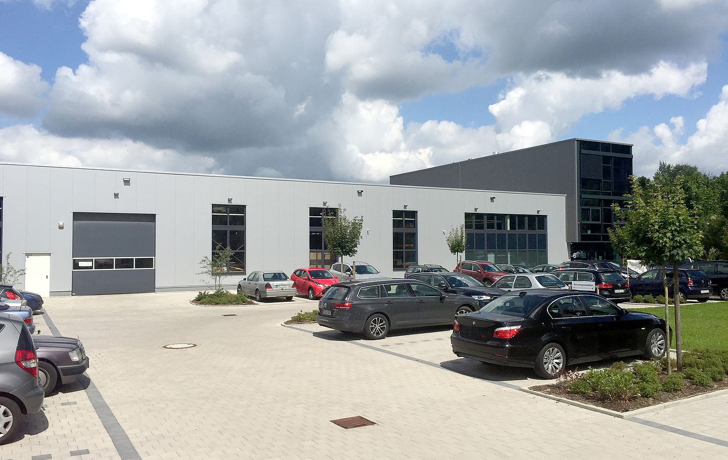 Neubau Lagerhalle mit Büro in Windhagen von Schreiber Stahlbau