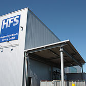 Lagerhalle als Stahlhalle mit Vordachkonstruktion für HFS von Schreiber Stahlbau