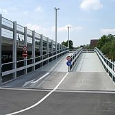 Rampenauffahrt für ein Parkdeck erstellt von Schreiber Stahlbau