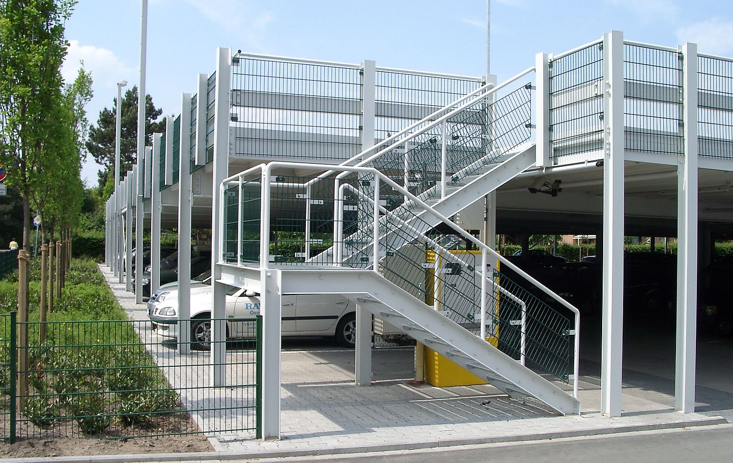 Neubau eines Parkdecks für ein Krankenhaus in Stadtlohn von Schreiber Stahlbau