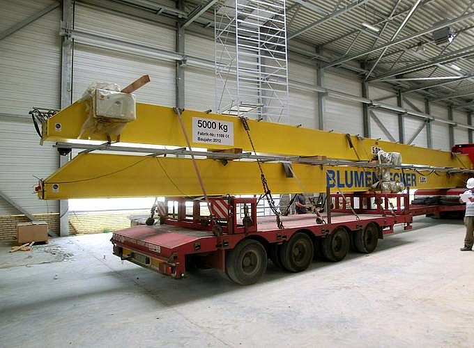 Neubau eines Hallenbaus als Lagerhalle mit Brückenkränen erstellt von Schreiber Stahlbau