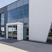 Pfosten-Riegel-Fassade des Büroneubaus in Hilden von Schreiber Stahlbau 