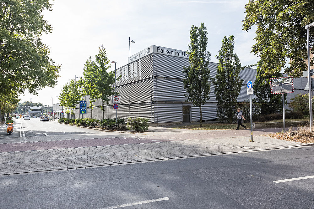 Parkhaus des Herstellers Schreiber Stahlbau für die Uniklinik Düsseldorf