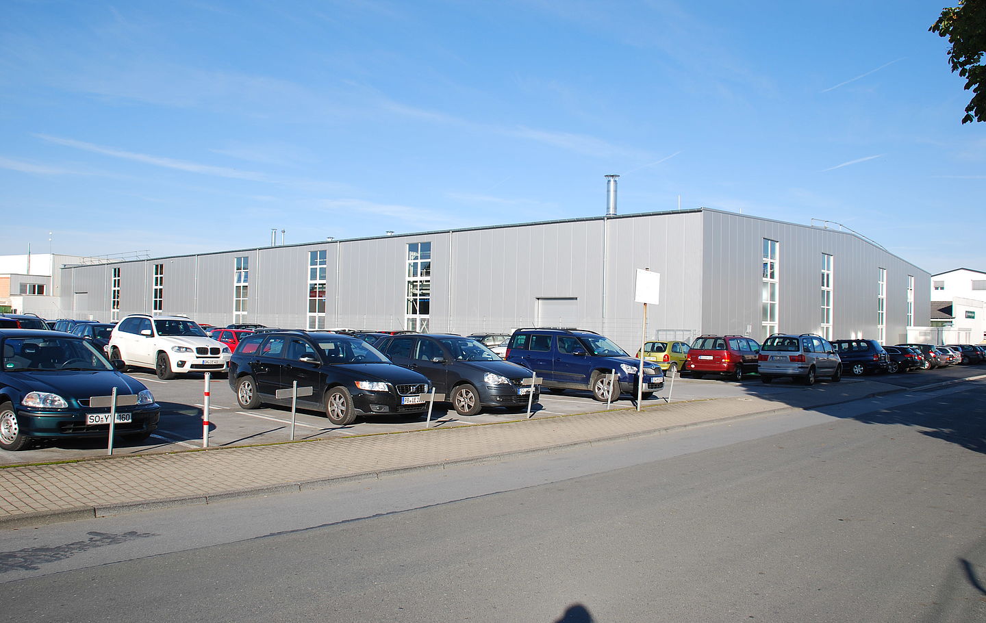 Produktionshalle in Soest für das Unternehmen Kverneland von Schreiber Stahlbau