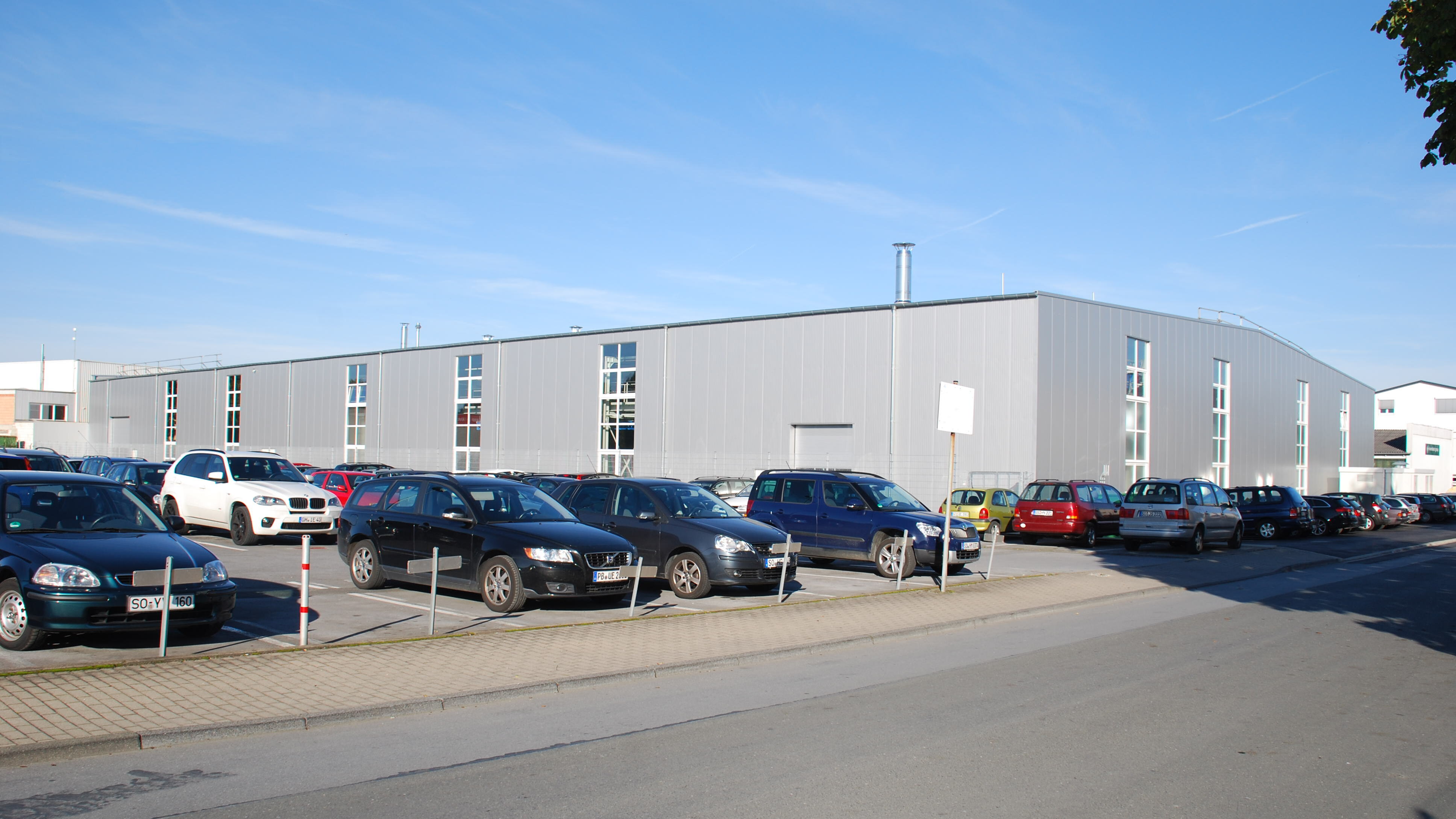 Produktionshalle in Soest für das Unternehmen Kverneland von Schreiber Stahlbau