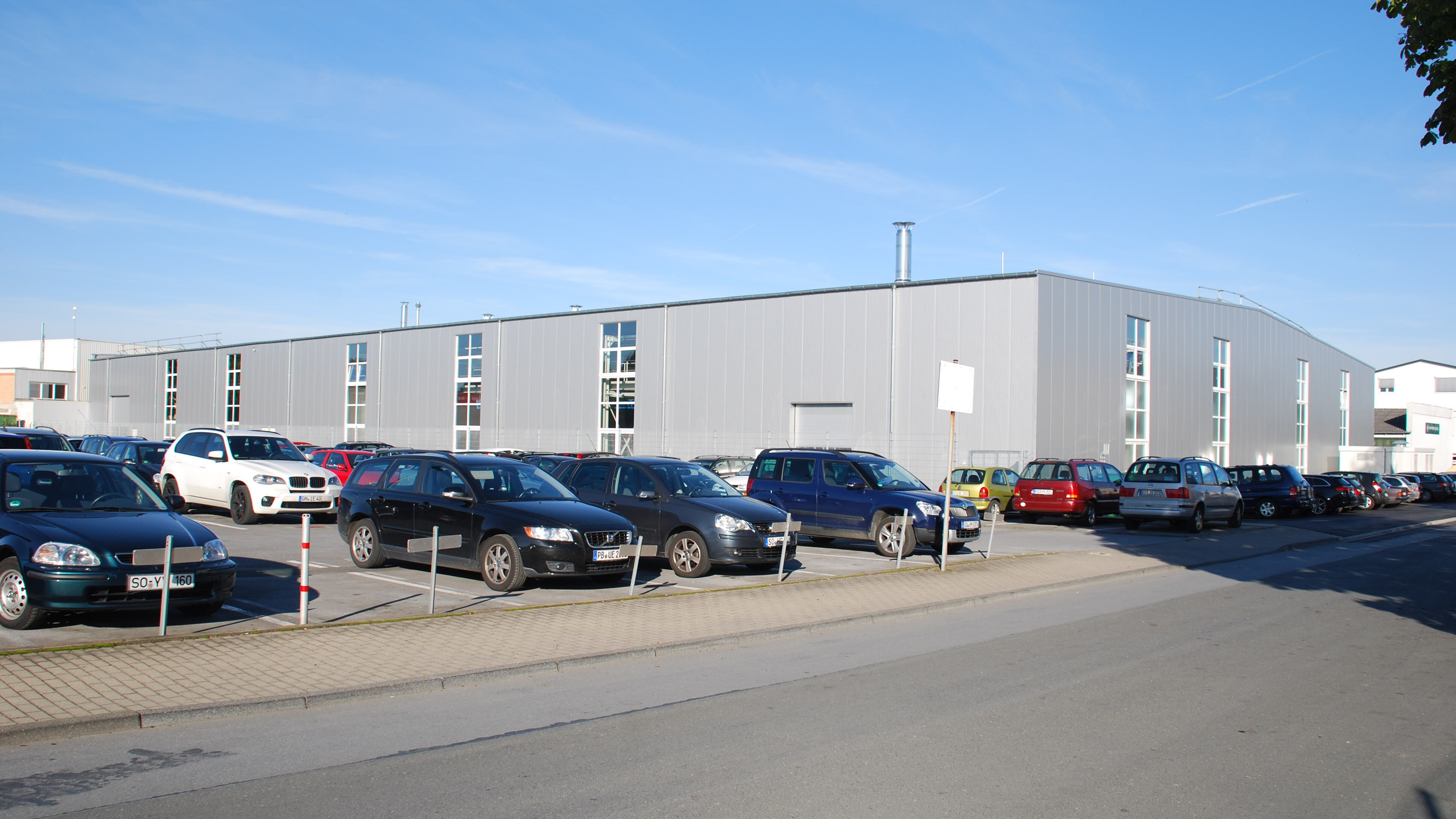 Produktionshalle in Soest für das Unternehmen Kverneland von Schreiber Stahlbau