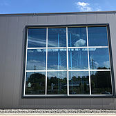 Glasfassade Lagerhalle Nordiska Gummersbach von Schreiber Stahlbau