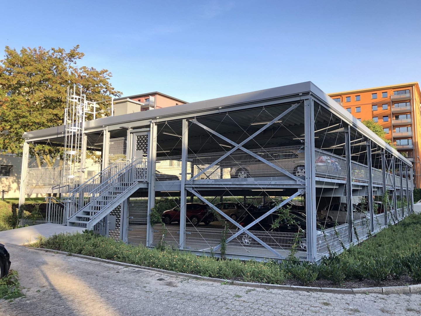 Neubau eines Parkhauses in Moers für VIVAWEST