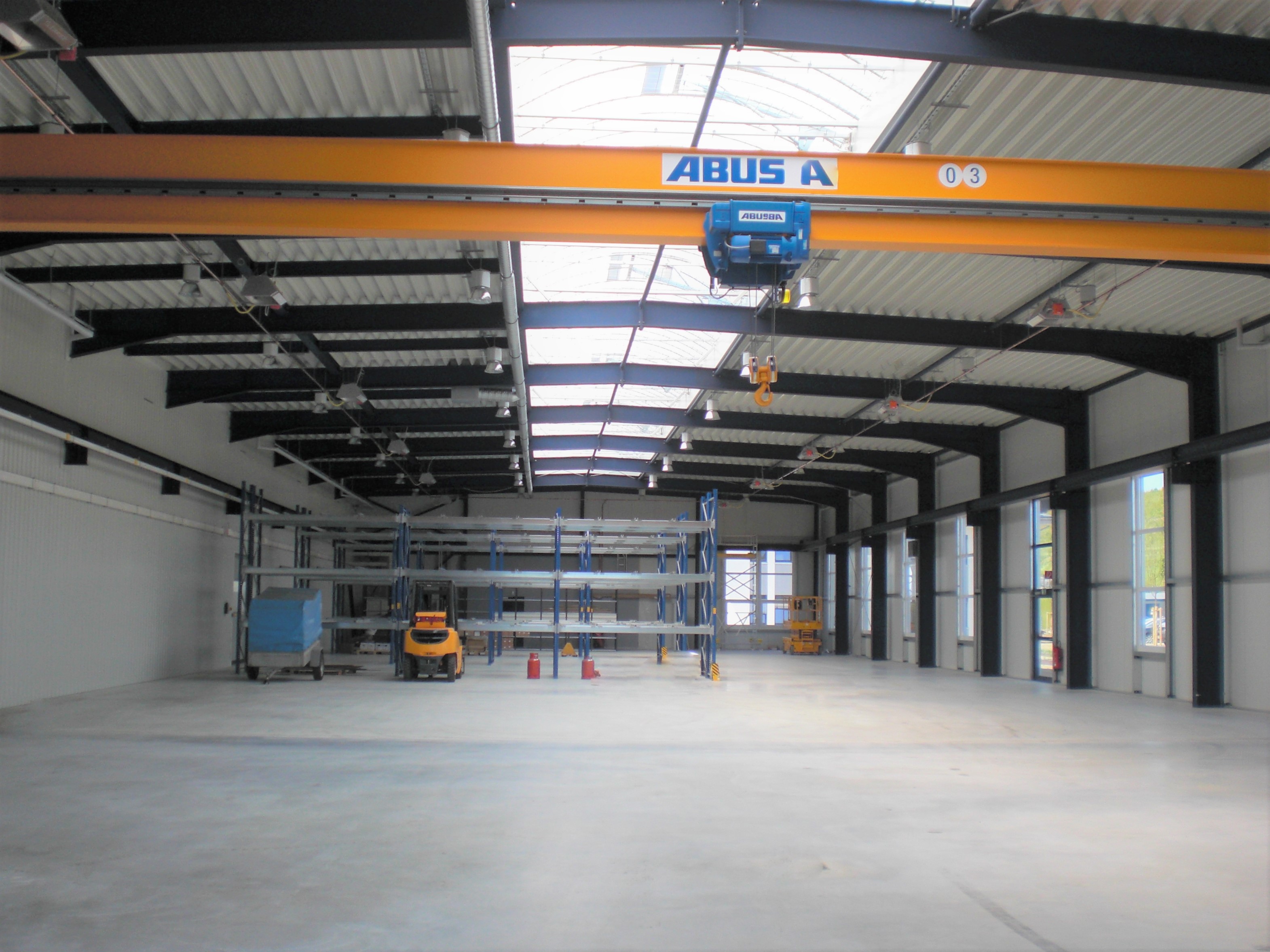 Neubau einer Produktions- und Lagerhalle mit Kranbahn in Quickborn - Schreiber Stahlbau